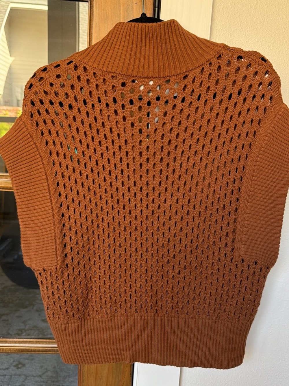 Varley Rust Openwork Zip-Neck Knit Vest - Picture 2 of 4